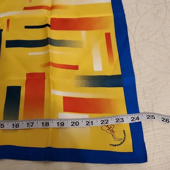 NWA Egat Scarf - Picture 5 of 6